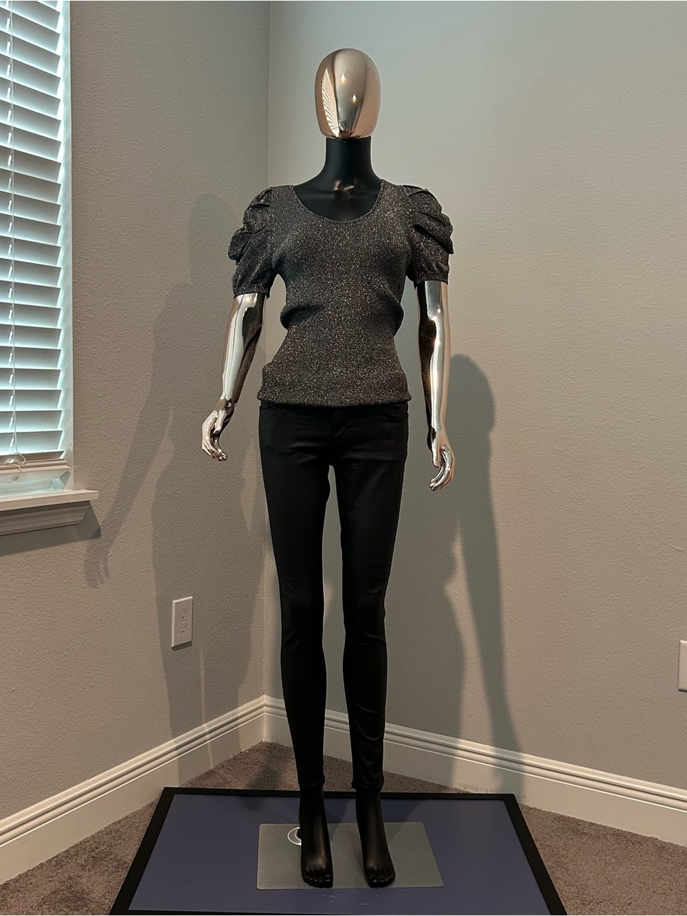 Shimmery Puff Sleeve Knit Top in Charcoal Gray